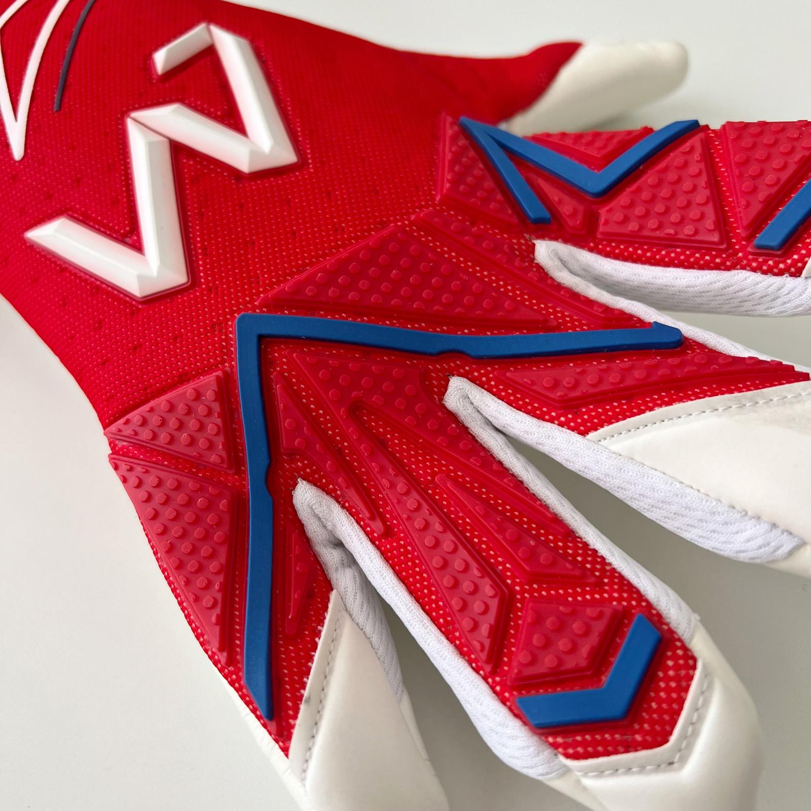 Venum Pro Contact goalkeeper gloves red white blue backhand texture and AM logo close-up – AM Gloves